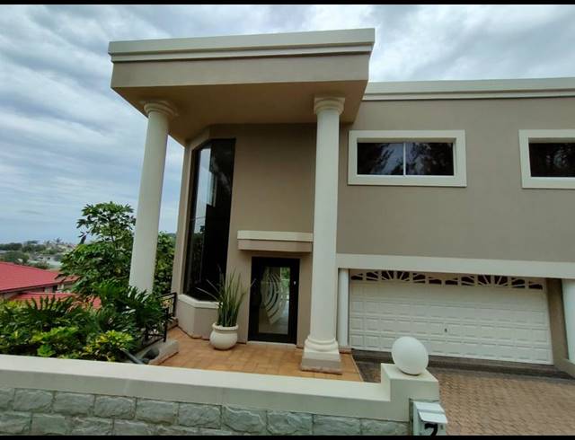 4 BEDROOM HOUSE FOR SALE IN SALT ROCK